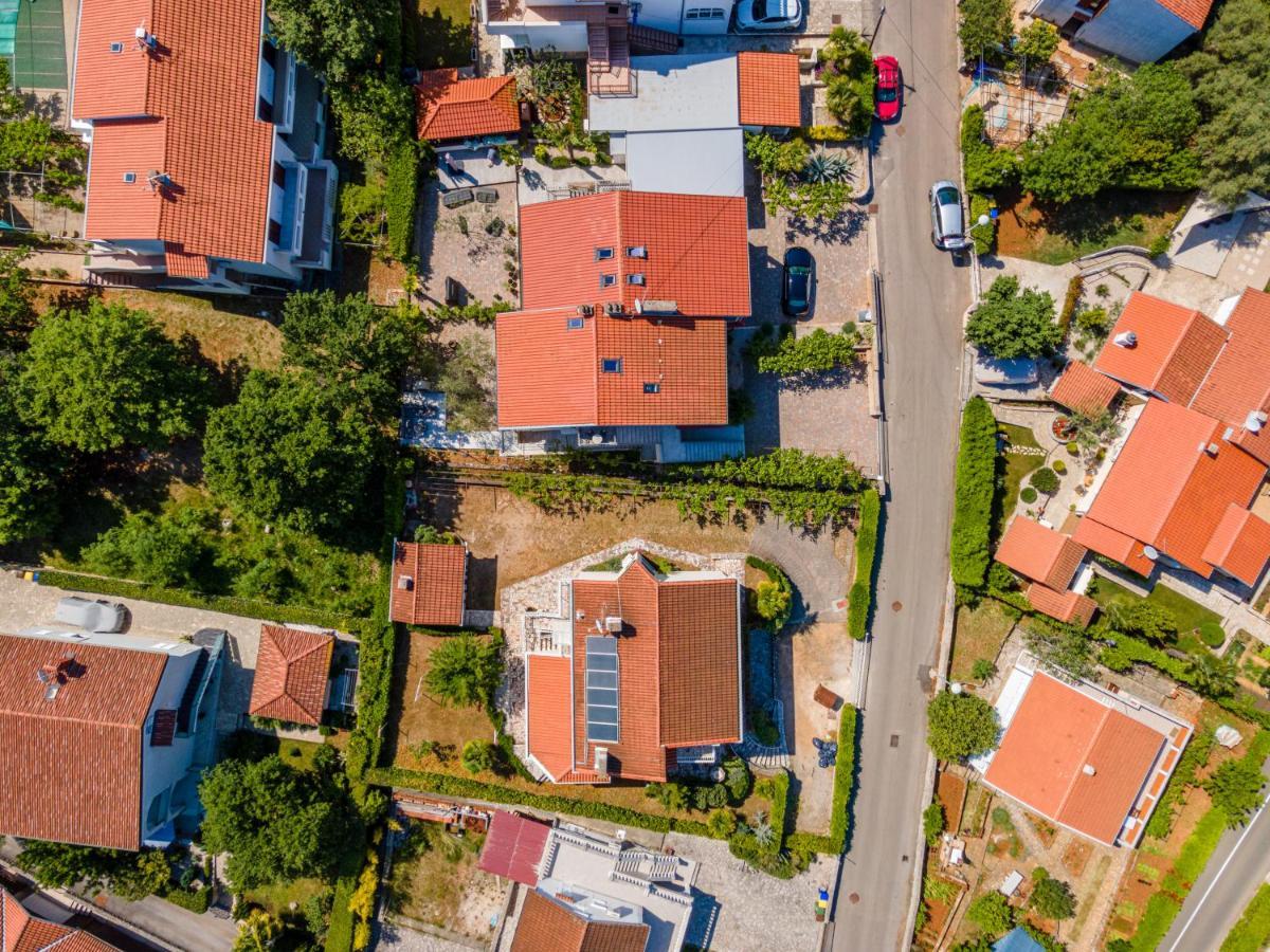 Apartment Ana Вантачичи Екстериор снимка