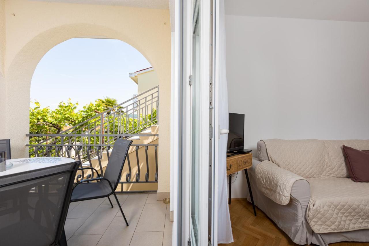 Apartment Ana Вантачичи Екстериор снимка