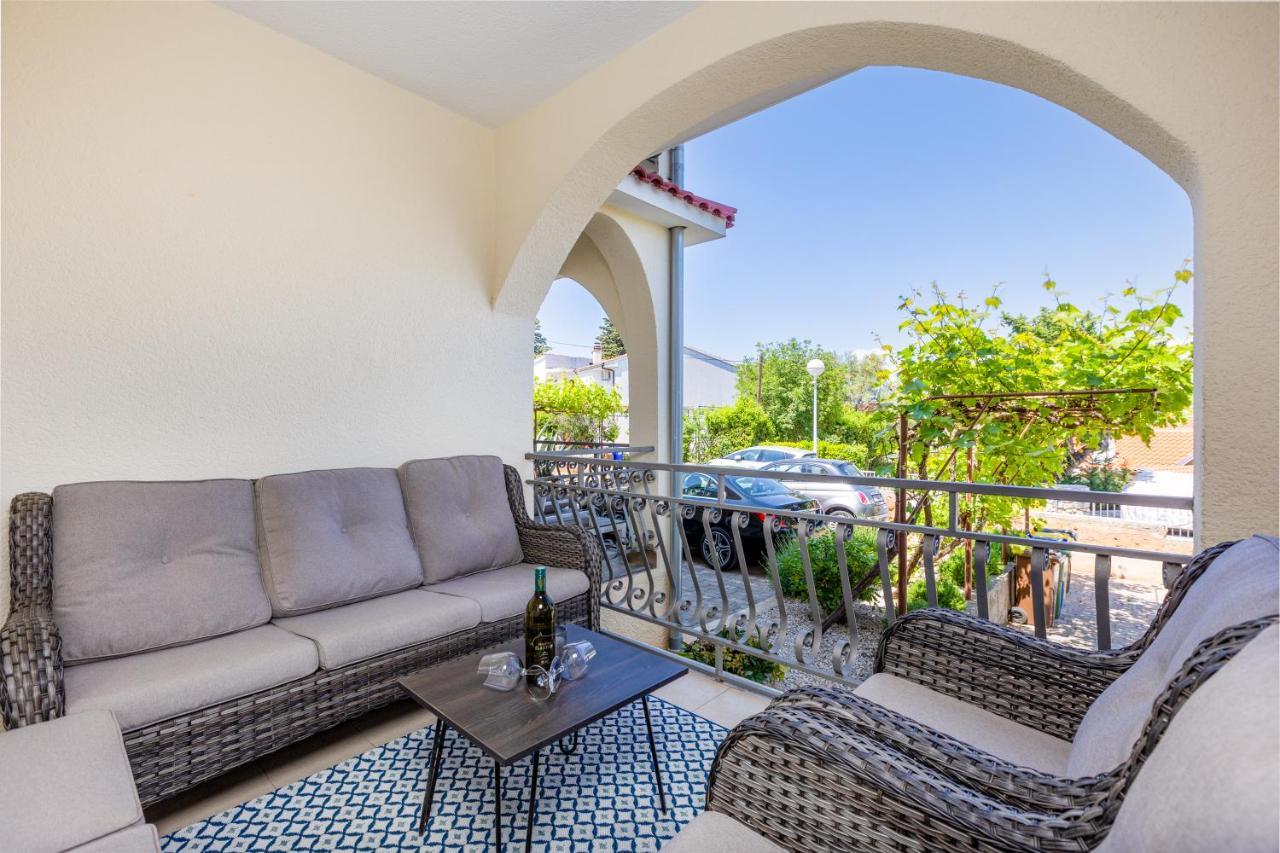 Apartment Ana Вантачичи Екстериор снимка